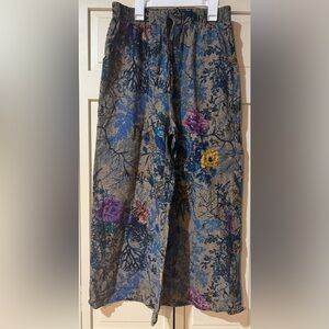 Floral Patterned Linen Pants
